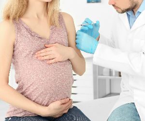 pregnant woman vaccine
