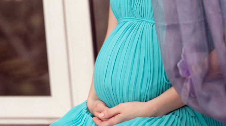 surrogate pregnancy